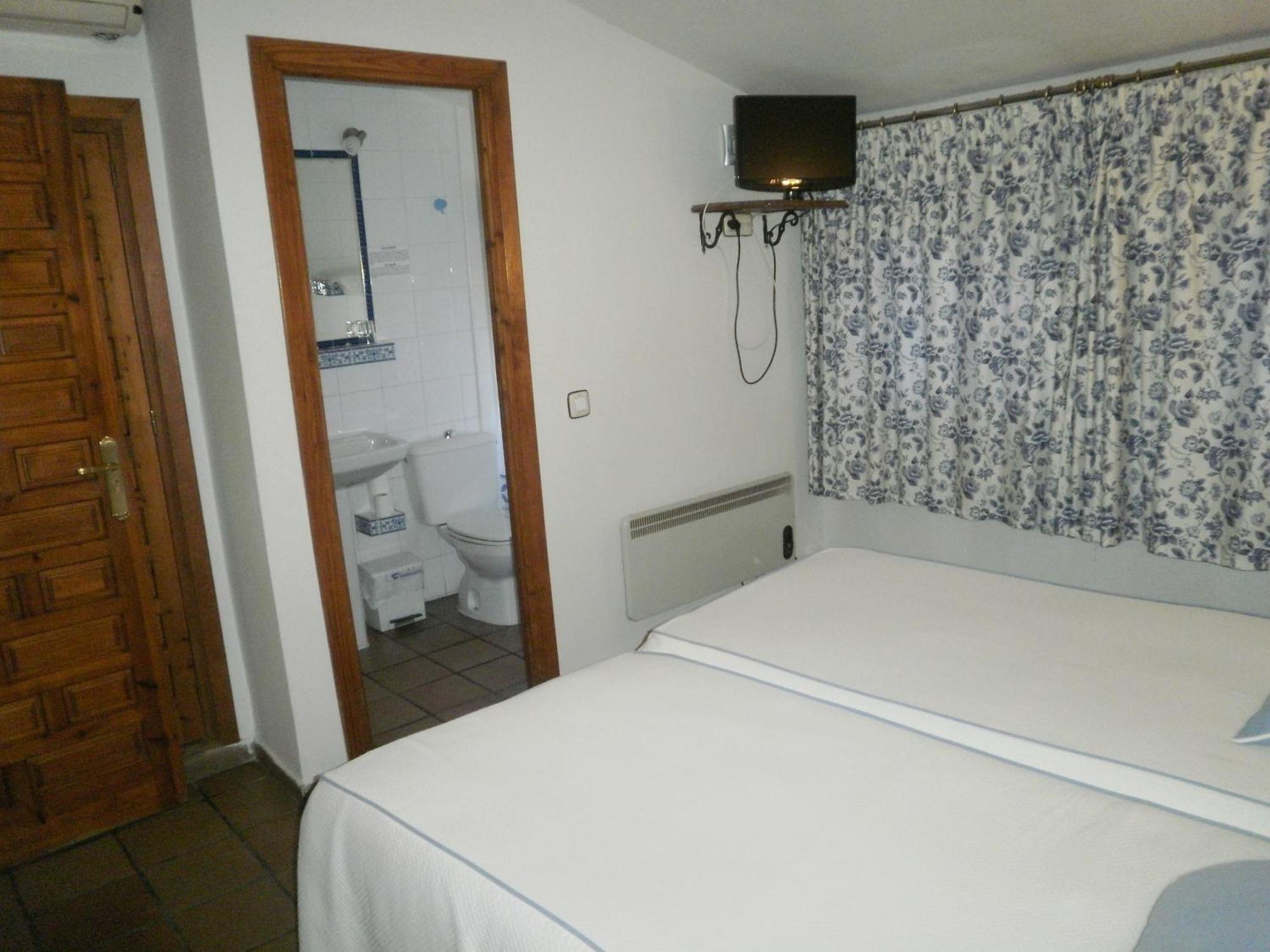 Hostal La Posada De Zocodover Toledo Exteriör bild