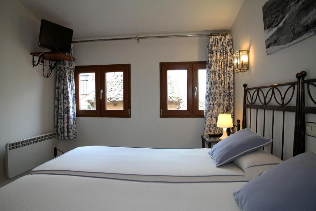 Hostal La Posada De Zocodover Toledo Exteriör bild