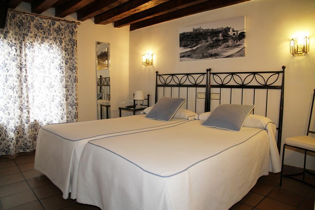 Hostal La Posada De Zocodover Toledo Exteriör bild