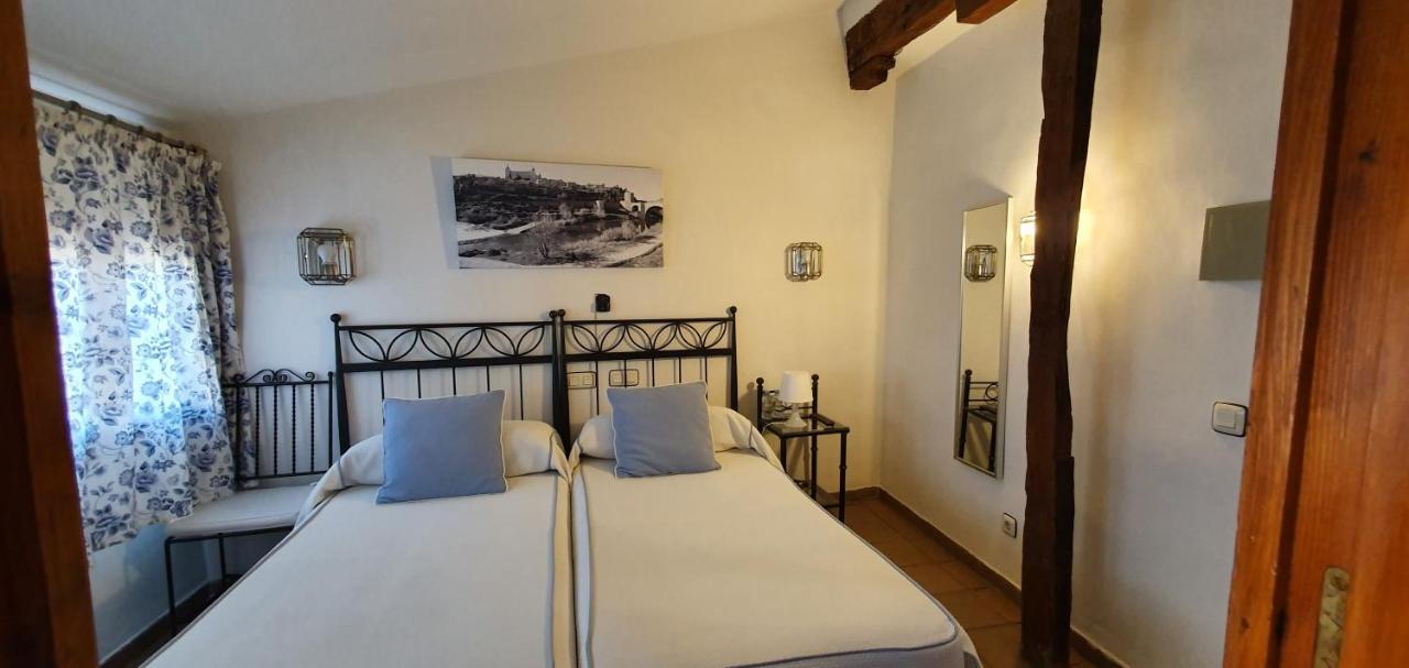 Hostal La Posada De Zocodover Toledo Exteriör bild