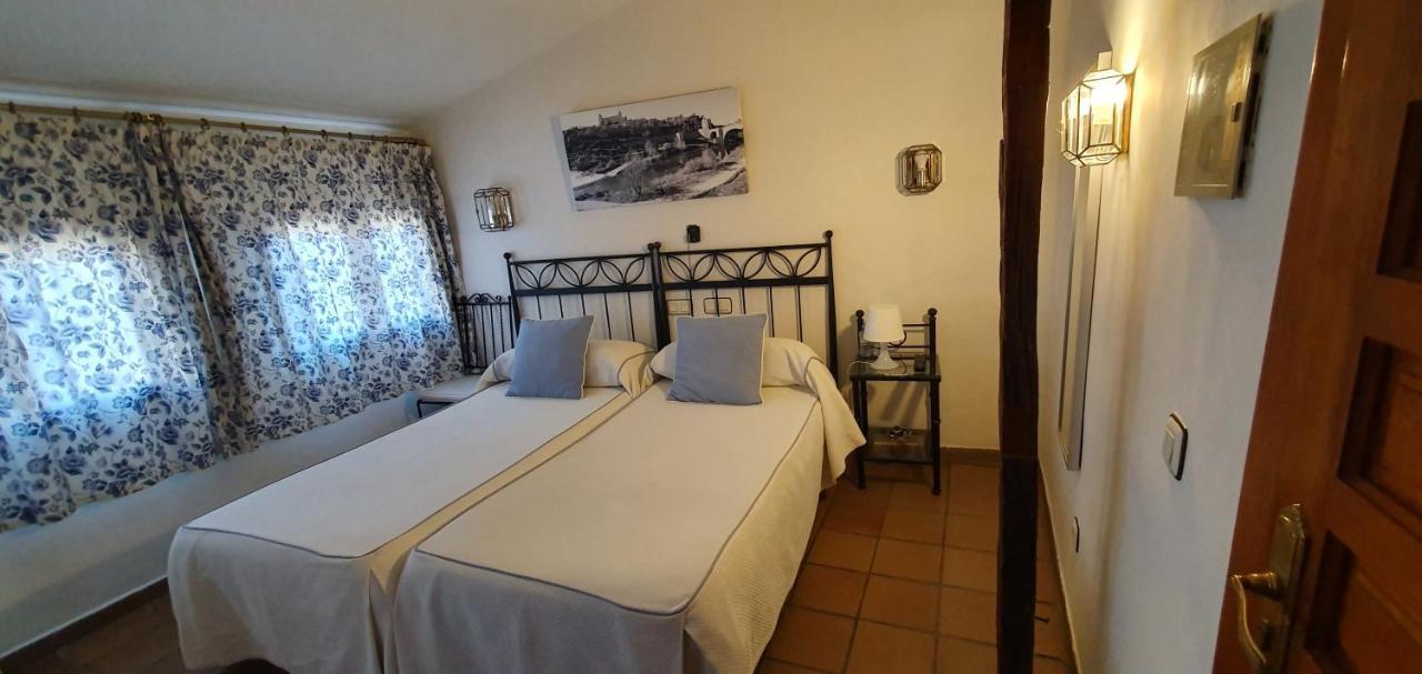 Hostal La Posada De Zocodover Toledo Exteriör bild